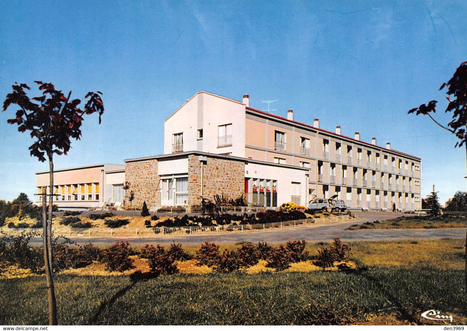 CHALUS - La Maison De Retraite - Architecte M. Portejoie, Limoges - Tirage D'éditeur - Chalus