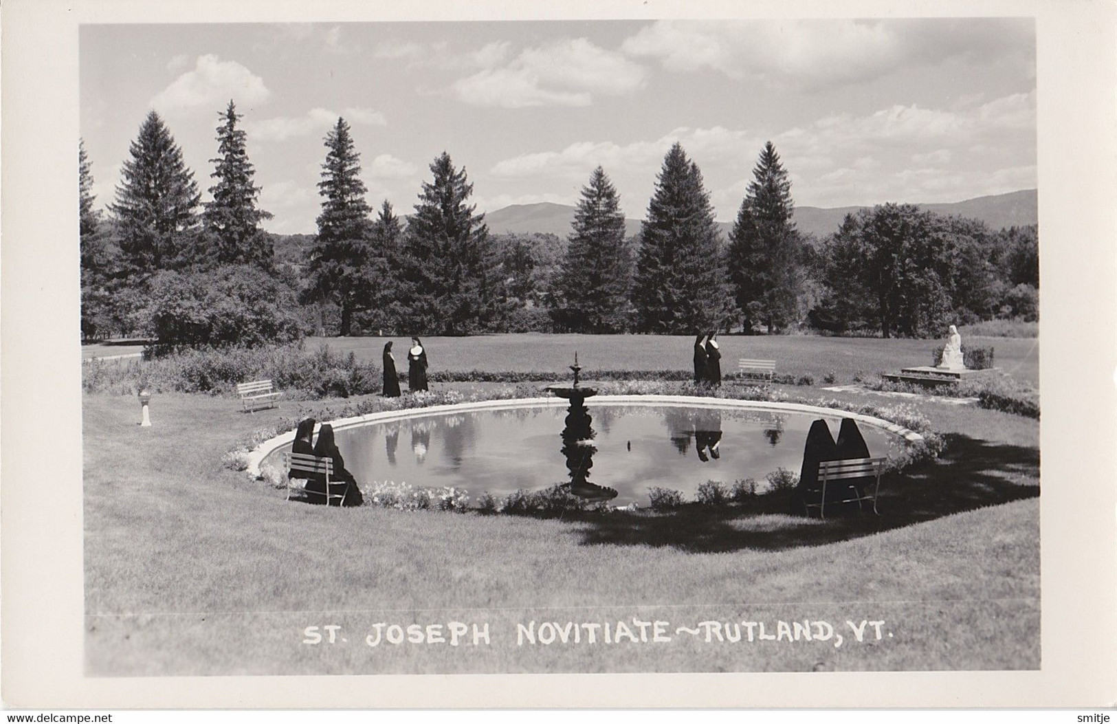 RUTLAND VERMONT - ST. JOSEPH NOVITIATE CONVENT - REAL PHOTO POSTCARD RPPC - Rutland