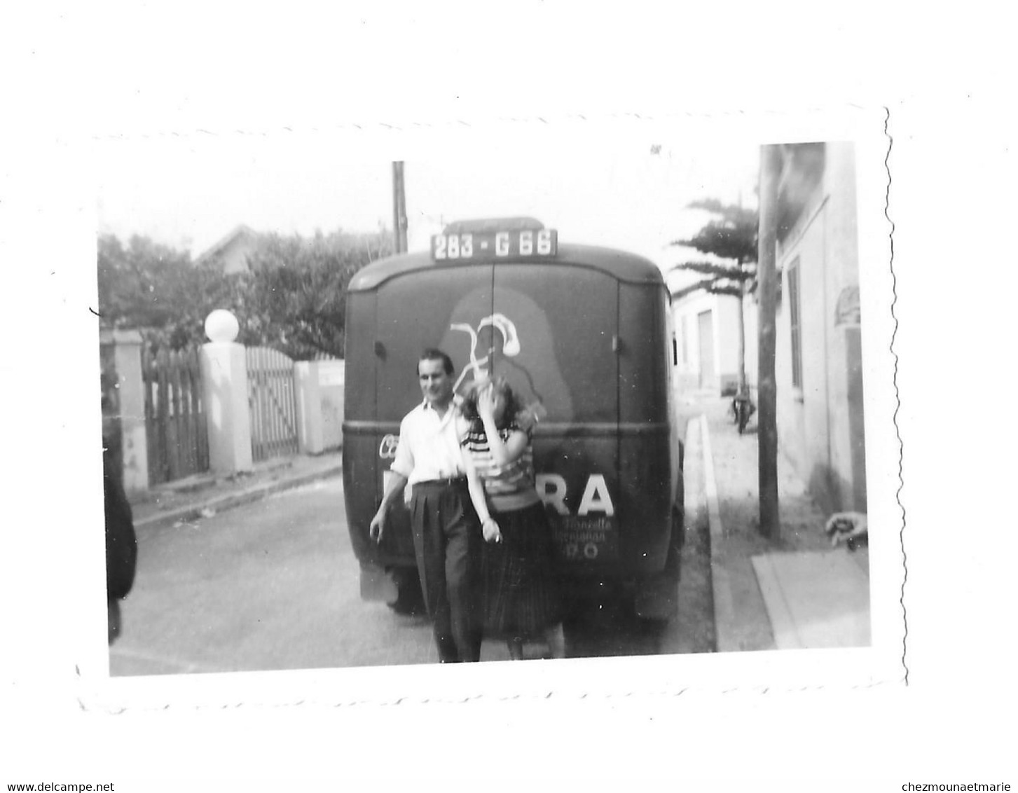 CANET EN JUIN 1951 CAMION AVEC PUBLICITE IMMATRICULATION 283 G 66 - PHOTO PYRENEES ORIENTALES - Coches
