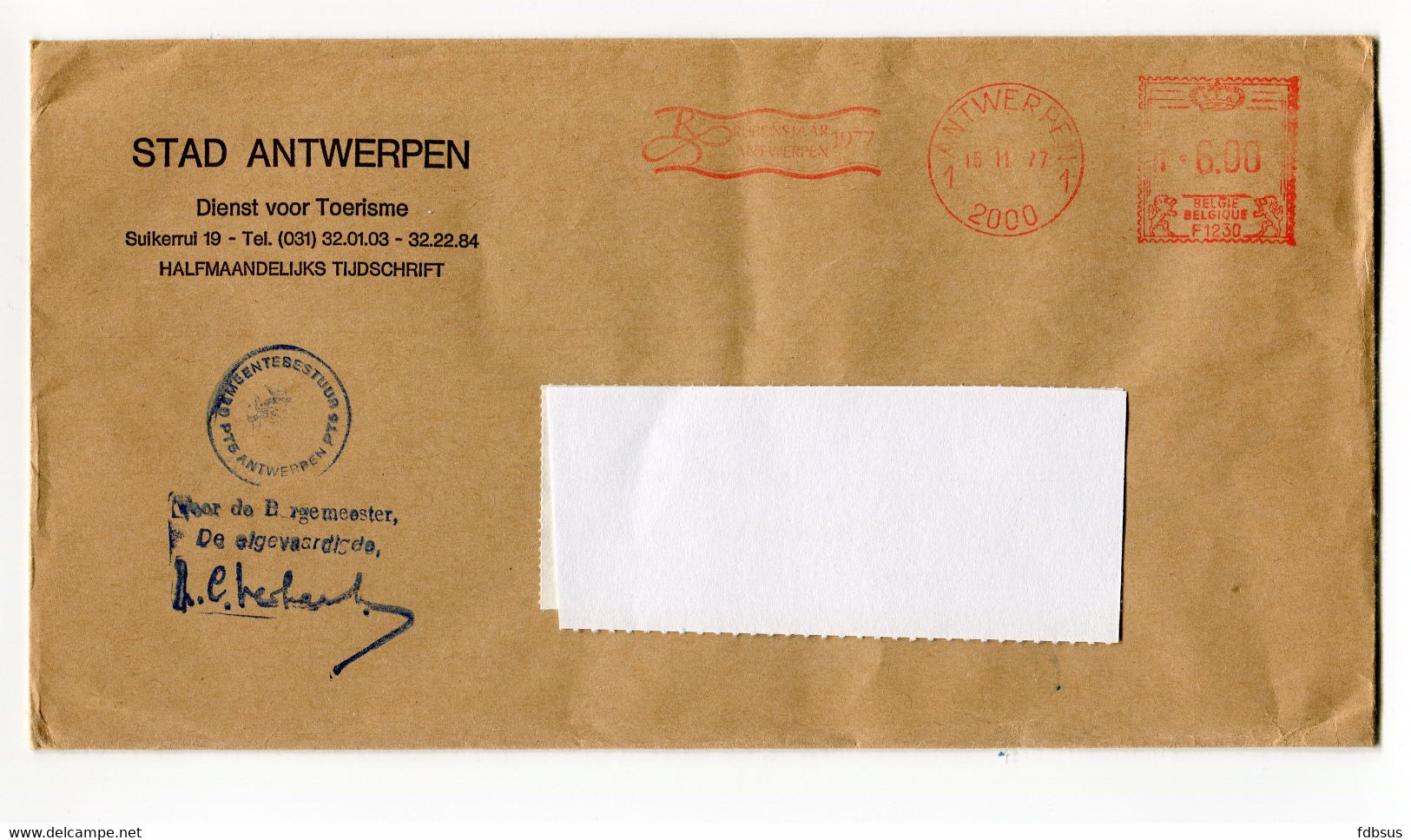 1977 Stad Antwerpen Enveloppe Met Rode Frankering En Stempel Van Gemeentebestuur PT5 - Andere & Zonder Classificatie