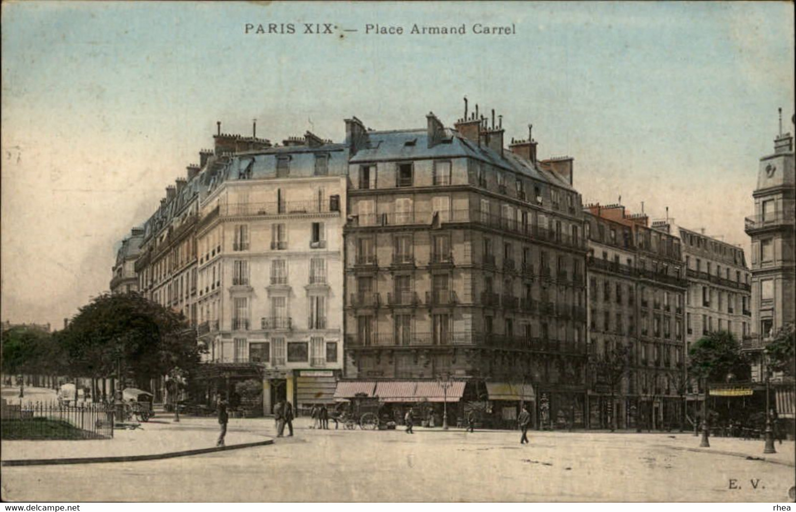 75 - PARIS - Arrondissement 19 - Place Armand Carrel - - Arrondissement: 19
