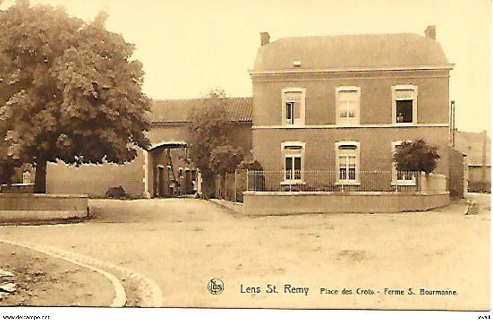 CPA / PK / AK   -  LENS St REMY  Place Des Croix - Ferme S. Bourmanne - Hannuit