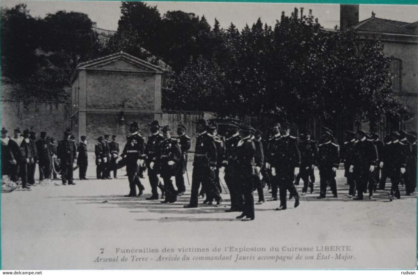 Funérailles Des Victimes Du Liberté - Arrivée Du Commandant Jaures - Bateaux