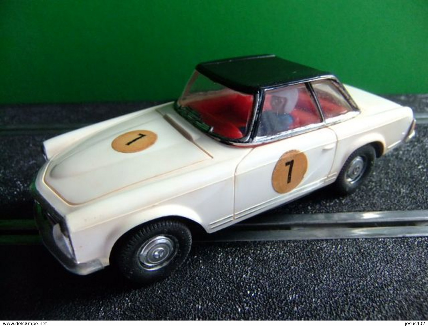 SCALEXTRIC EXIN MERCEDES 250 SL BLANCO NÚMERO 7 - Scale 1:32