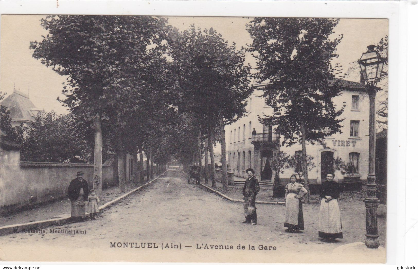 Ain - Montluel - L'avenue De La Gare - Montluel