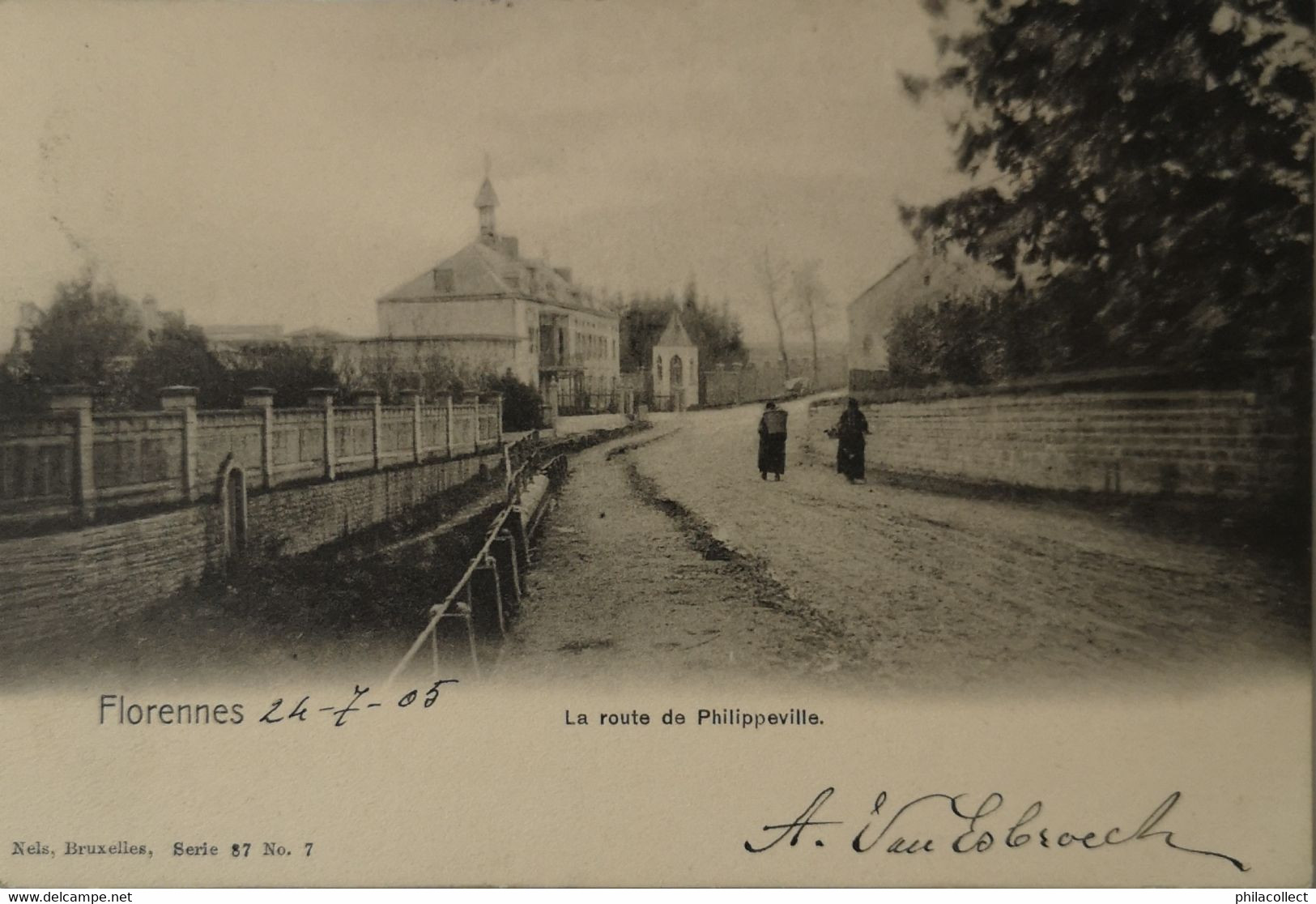 Florennes // Route De Philippeville (animee) 1905 - Florennes