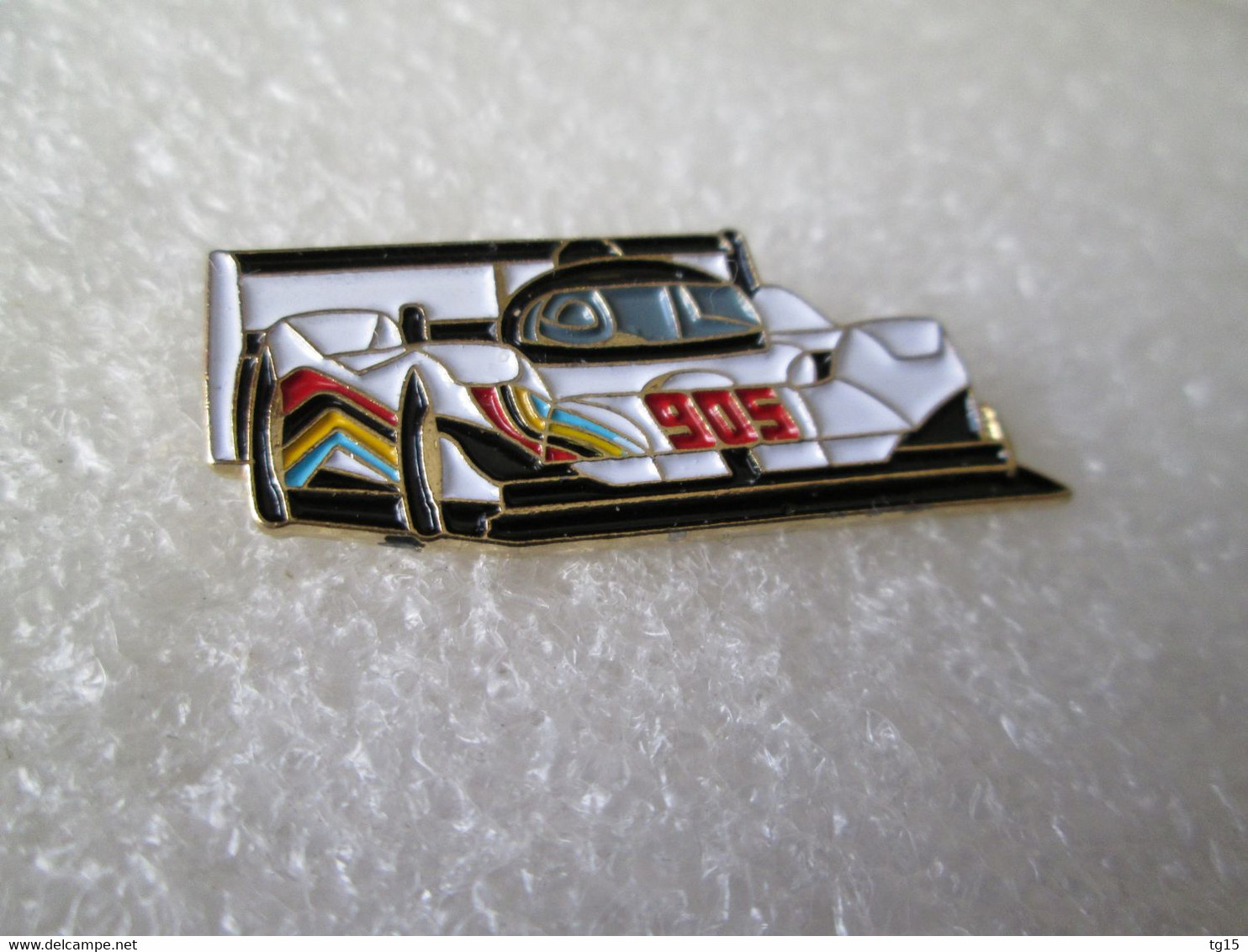 PIN'S   PEUGEOT  905  LE MANS - Peugeot