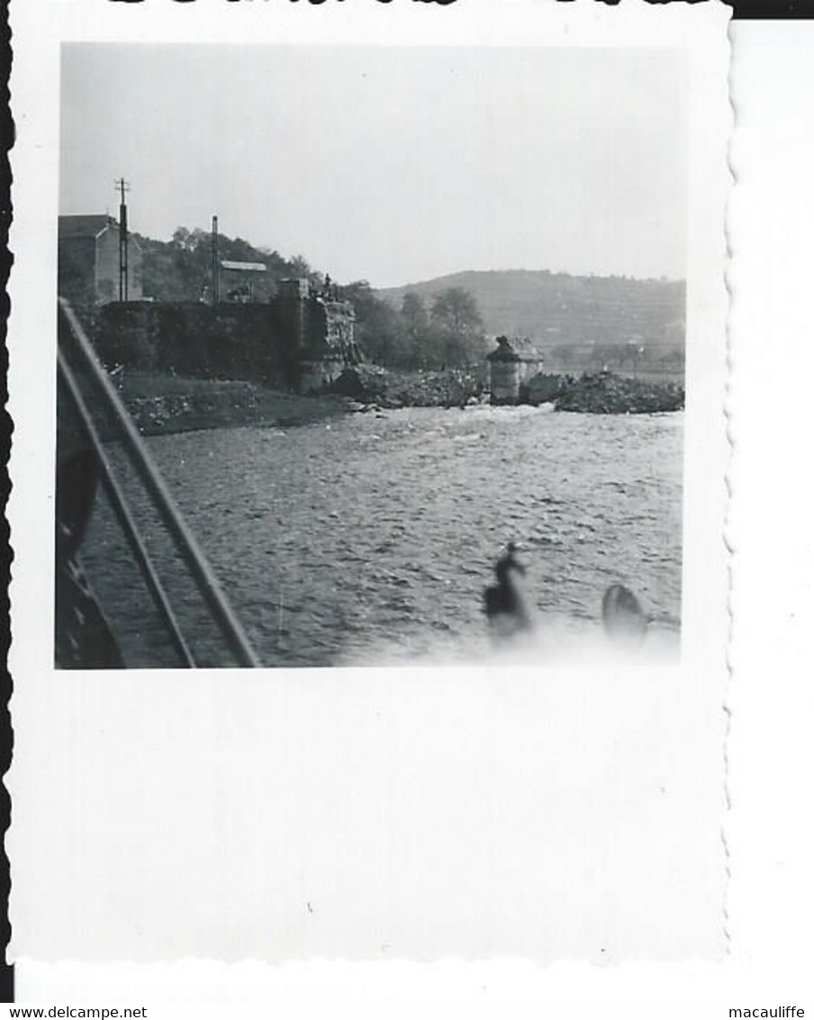 Belgique. Province De Namur. Bohan,photo 1940: Pont Détruit - Plaatsen