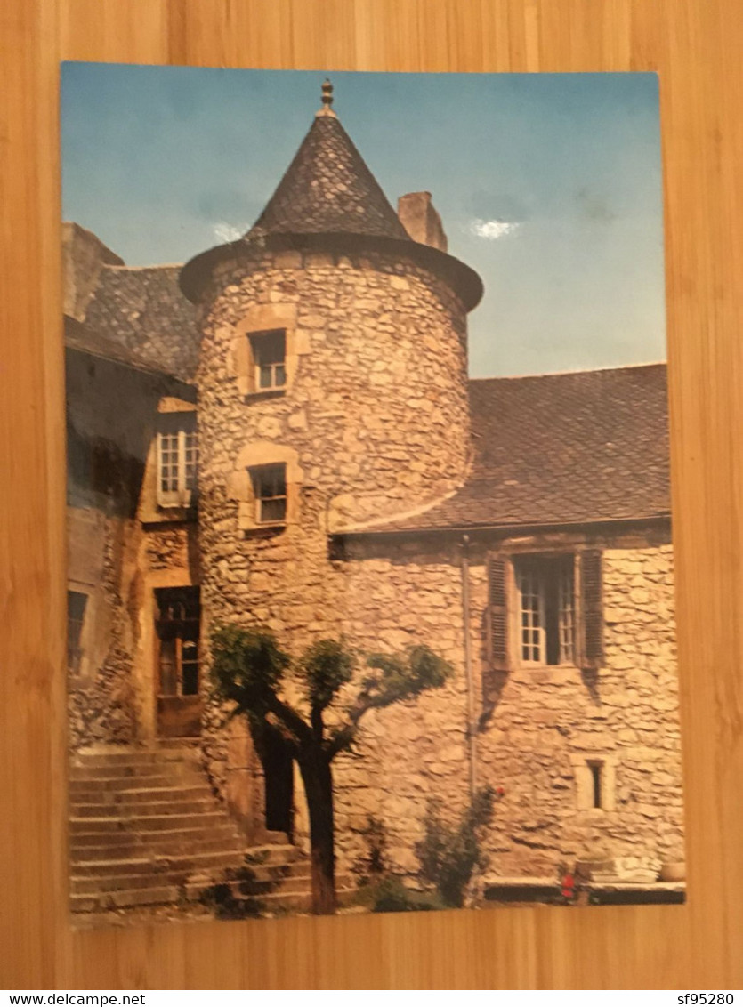 MONTBAZENS VIEILLE MAISON TYPIQUE - Montbazens