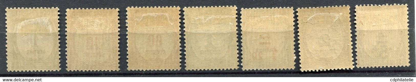 ANDORRE FRANCAIS TIMBRES-TAXE N°9 / 15 * - Ungebraucht