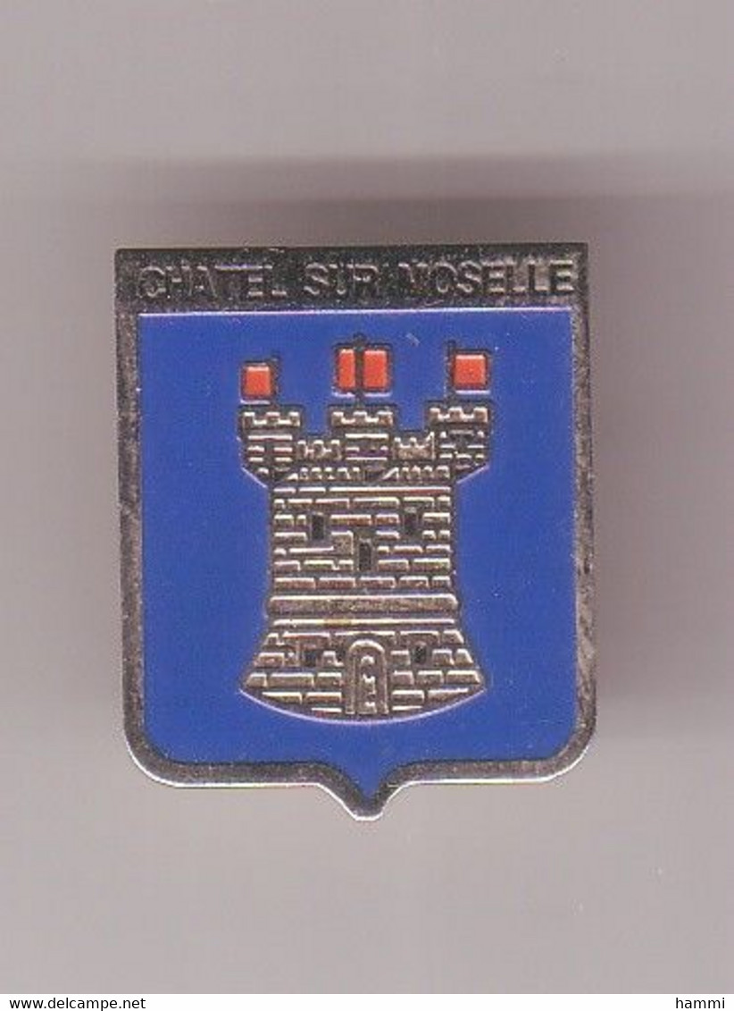 G205 Pin's Village écusson Blason Armoiries Château Châtel Sur Moselle Vosges Achat Immédiat Immédiat - Villes