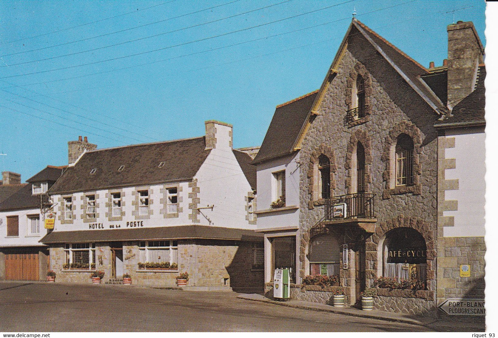 PENVENAN - Hôtel Restaurant De La Poste. Le Coz, Proriétaire - Penvénan