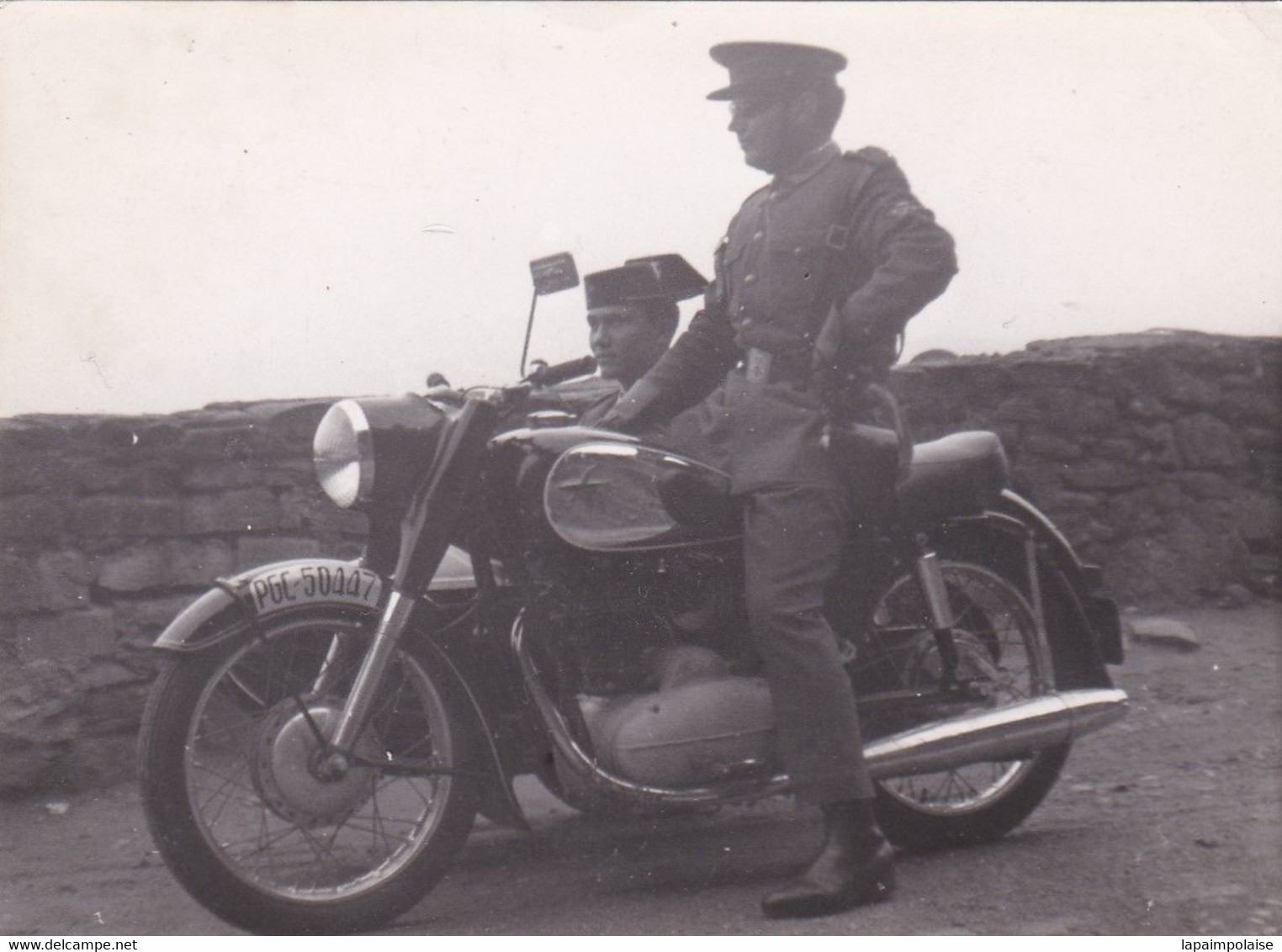 Photographie Espagne MOTO SIDE CAR  Corps National De Police Espagnol Ou Guardia Civil 1667 - Other & Unclassified