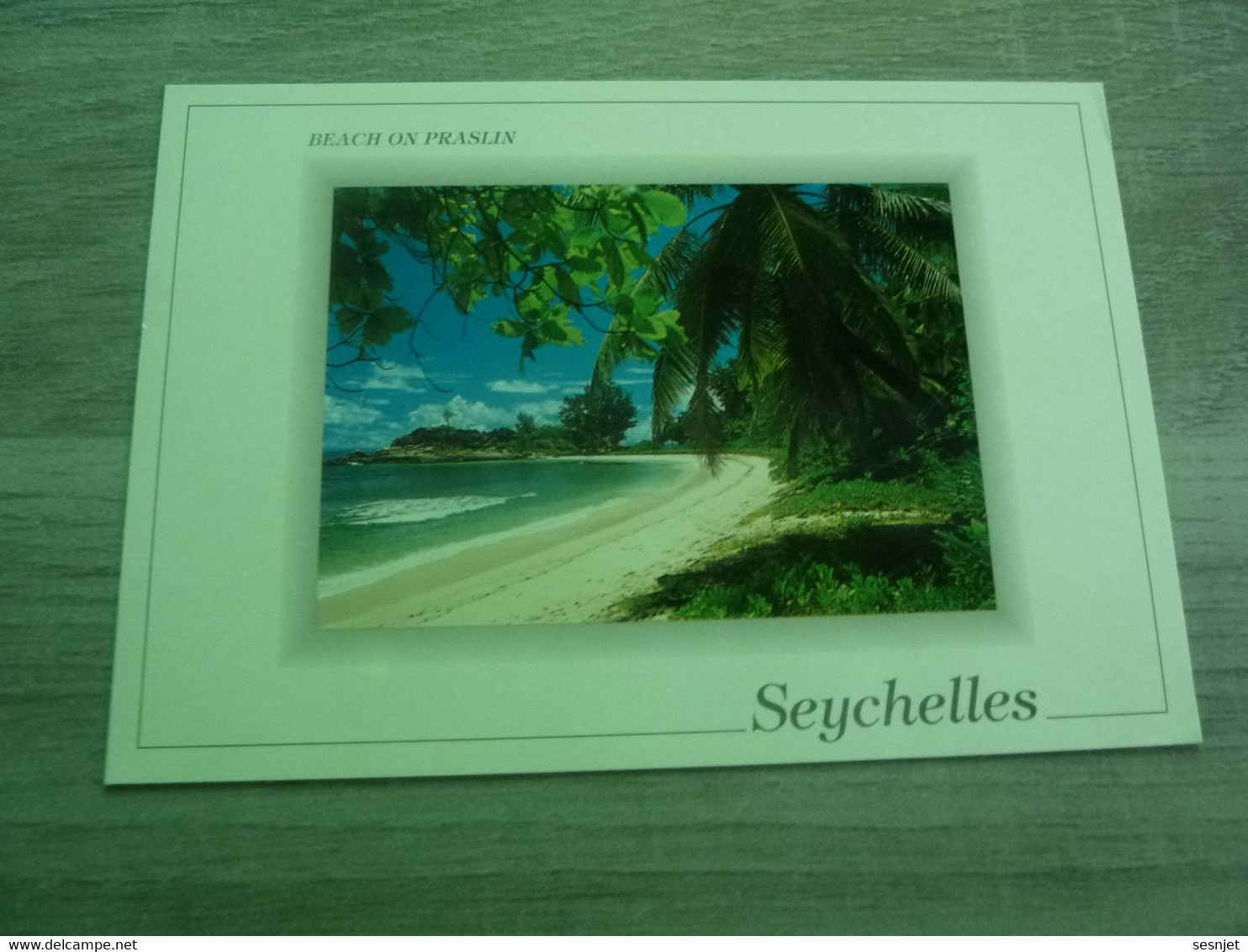 Beach On Praslin - Mahe - Editions Dino Sassi - Année 2001 - - Seychelles