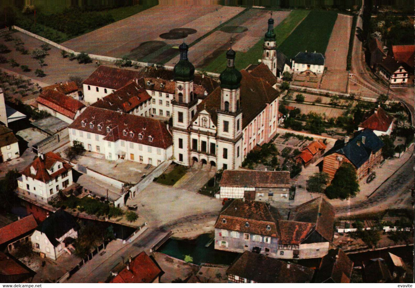 (67)      EBERSMUNSTER    Vue Aérienne Du Centre Bourg - Ebersmunster