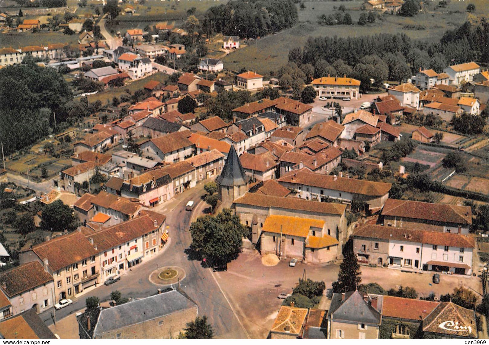 SAINT-MATHIEU - Vue Aérienne - Saint Mathieu