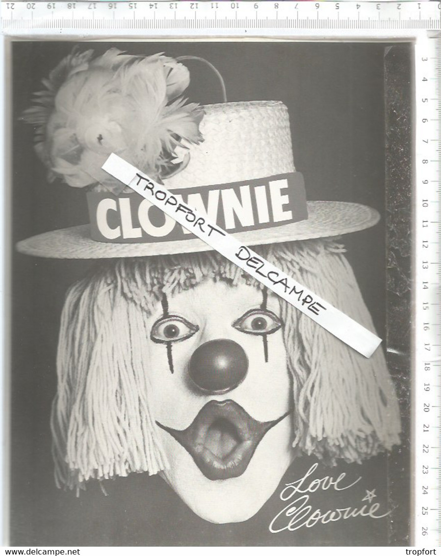 XW // Vintage // Photo Publicitaire ANCIENNE  Clown Cirque CLOWNIE Love Clownie Clown Circus - Berufe