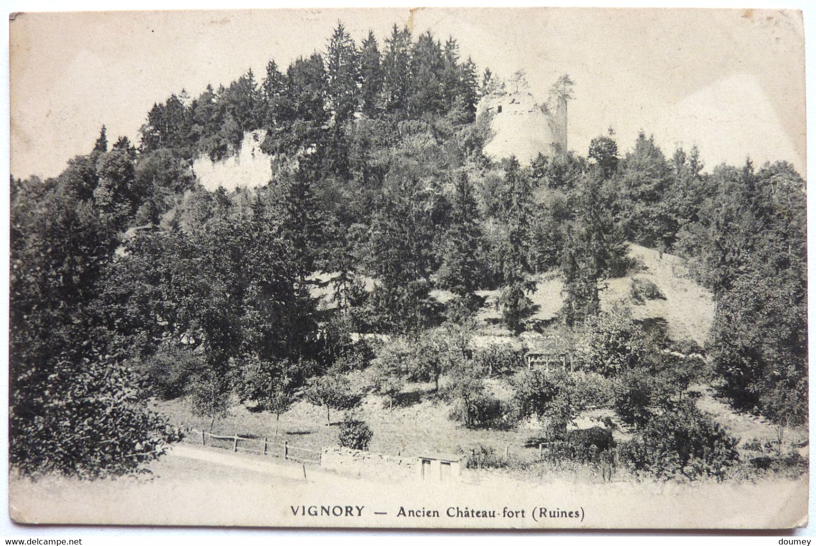 ANCIEN CHÂTEAU FORT - VIGNORY - Vignory