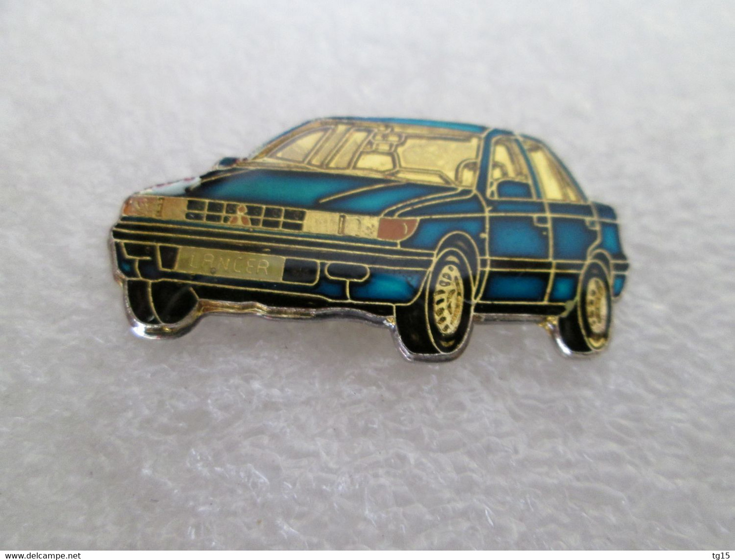 PIN'S       MITSUBISHI   LANCER - Mitsubishi