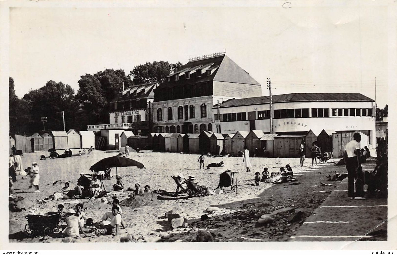 CPSM 29 TREBOUL L ARRIVEE A LA PLAGE - Tréboul