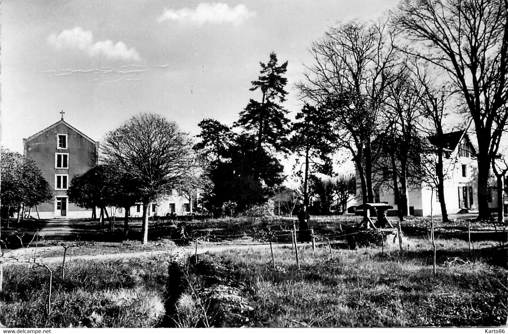 Chaillé Les Marais * Maison De Retraite De L'immaculé * Le Parc * Le Puits - Chaille Les Marais