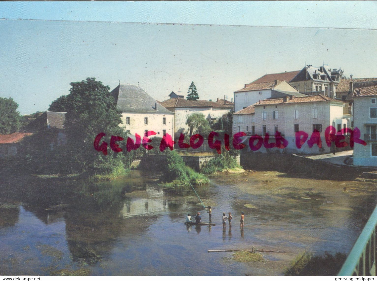 16 - MANSLE  - LES BORDS DE LA CHARENTE - ENFANTS PECHE A LA LIGNE  - CHARENTE - Mansle