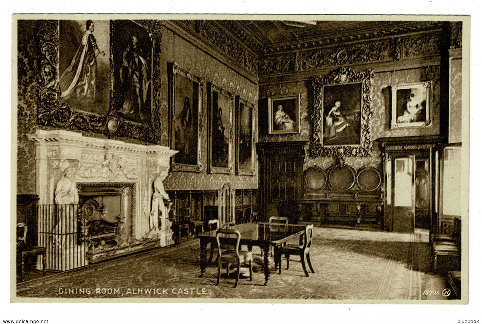 Ref 1426 - Early Postcard - The Dining Room - Alnwick Castle - Northumberland - Autres & Non Classés
