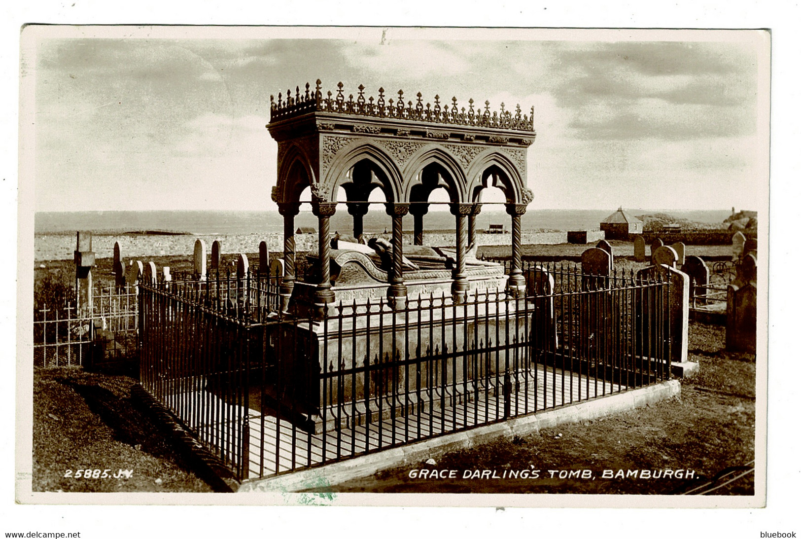 Ref 1426 - 1936 Real Photo Postcard - Grace Darling's Tomb Bamburgh - Northumberland - Otros & Sin Clasificación