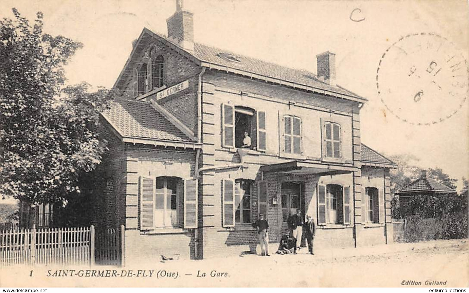 Saint  Germer De Fly         60      Extérieur De La Gare           (voir Scan) - Sonstige & Ohne Zuordnung