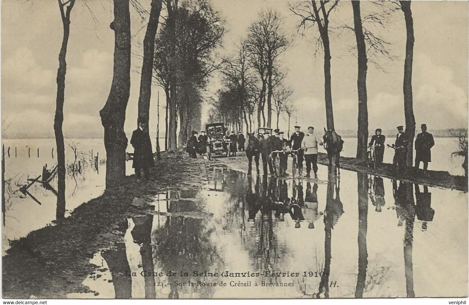 BREVANNES - CRUE DE LA SEINE -SUR LA ROUTE DE CRETEIL A BREVANNES -ANNEE 1910 - Limeil Brevannes