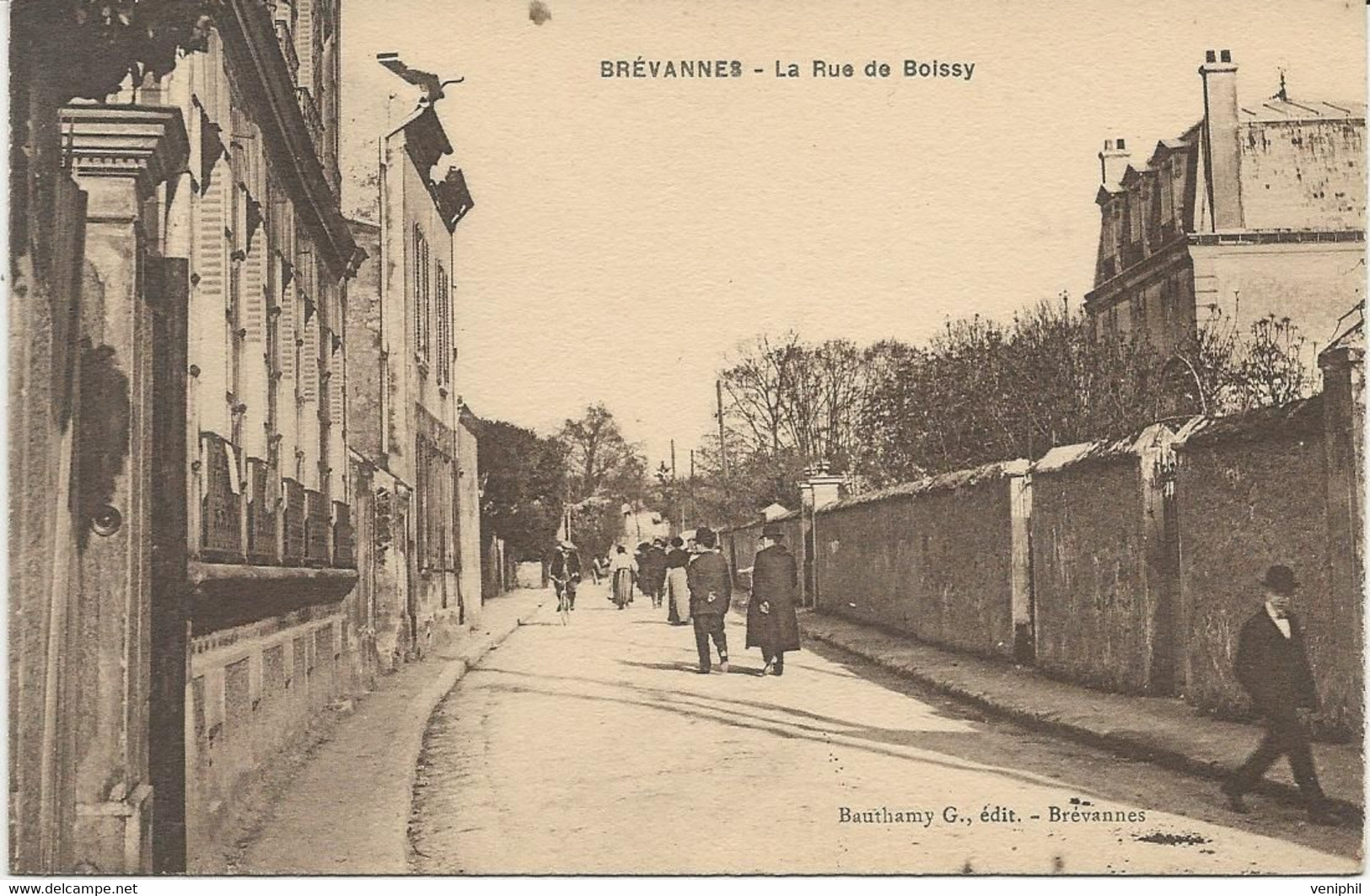 BREVANNES - LA RUE DE BOISSY  -ANNEE 1916 - Limeil Brevannes