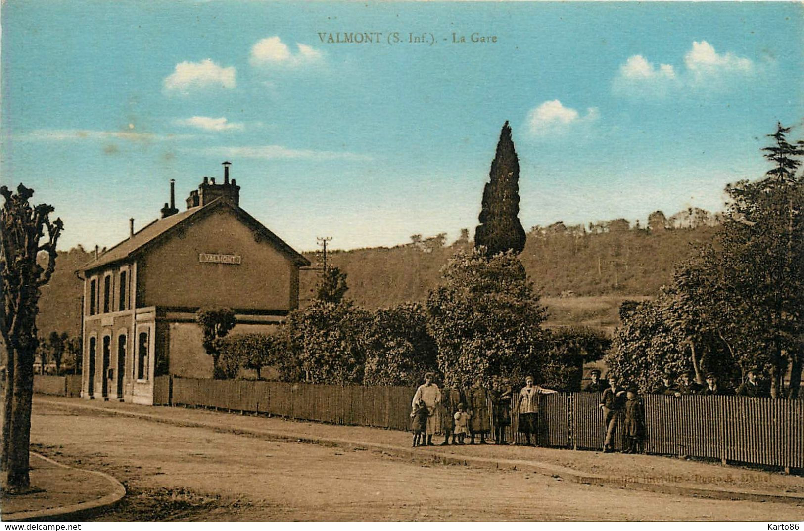 Valmont * La Gare * Ligne Chemin De Fer Seine Maritime * Villageois - Valmont