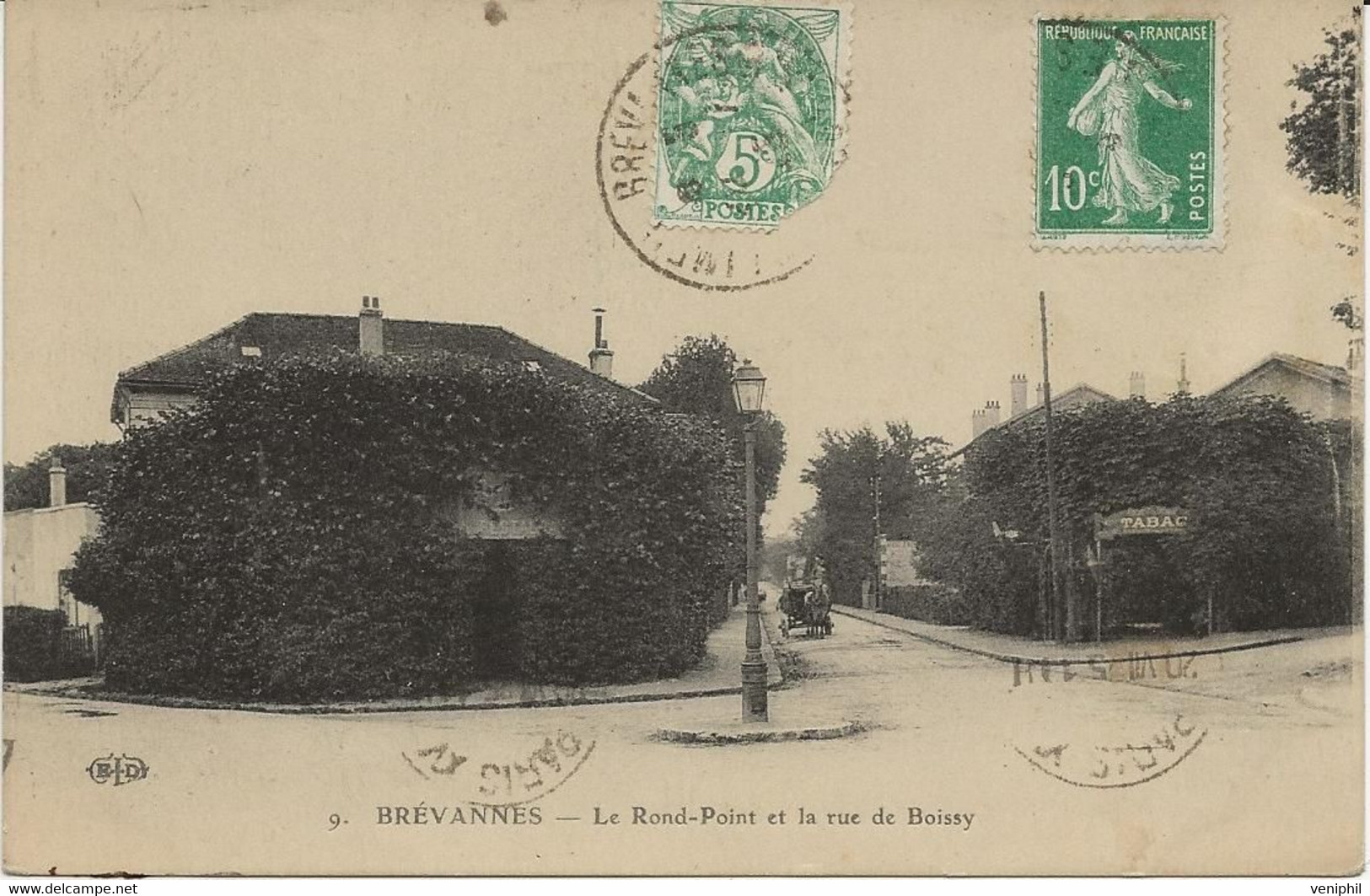 BREVANNES - LE ROND POINT ET LA RUE DE BOISSY  -ANNEE 1925 - Limeil Brevannes