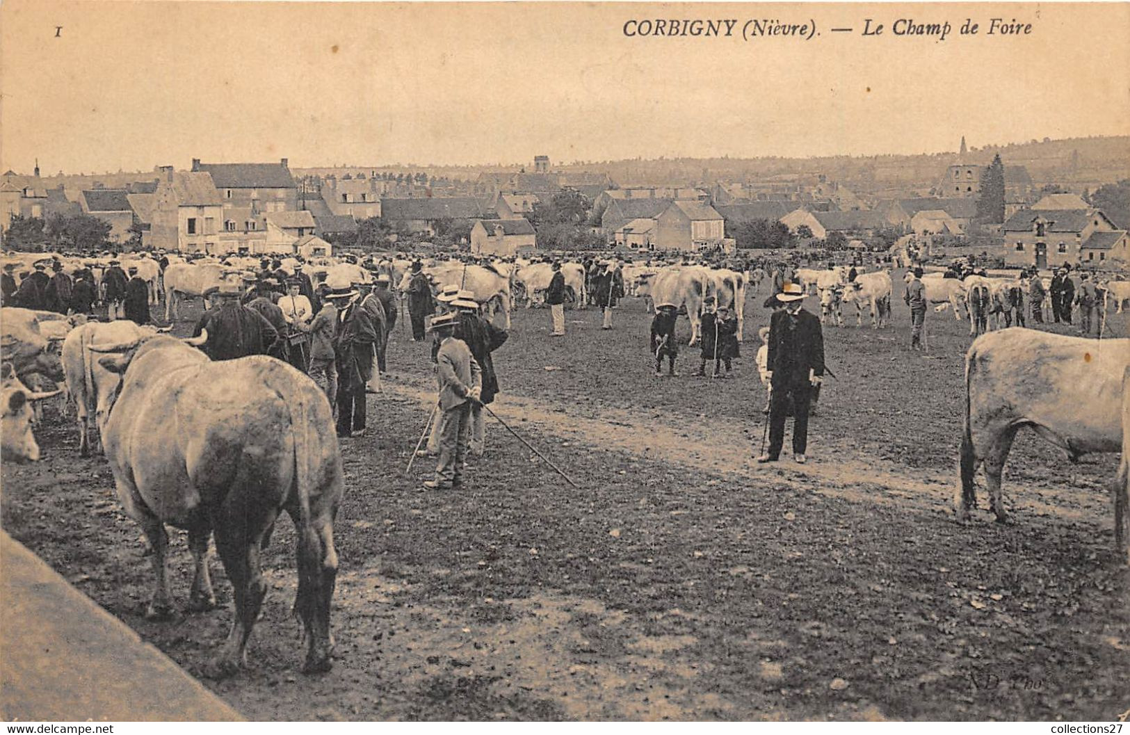 58-CORBIGNY- LE CHAMP DE FOIRE - Corbigny