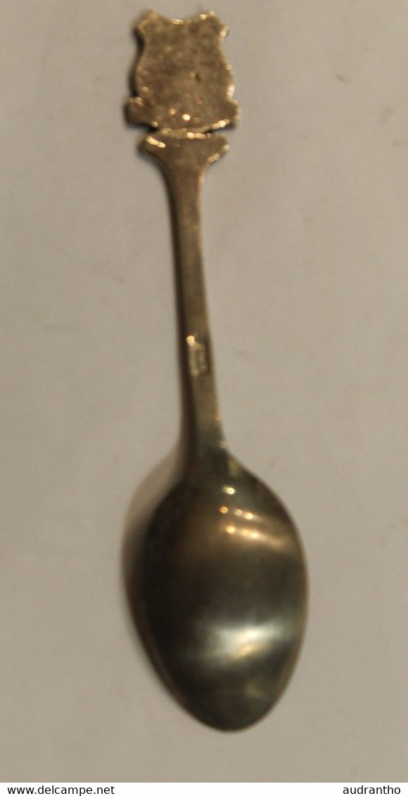 Petite Cuillère En Métal Argenté GUERNSEY Guernesey Blason EPNS - Spoons