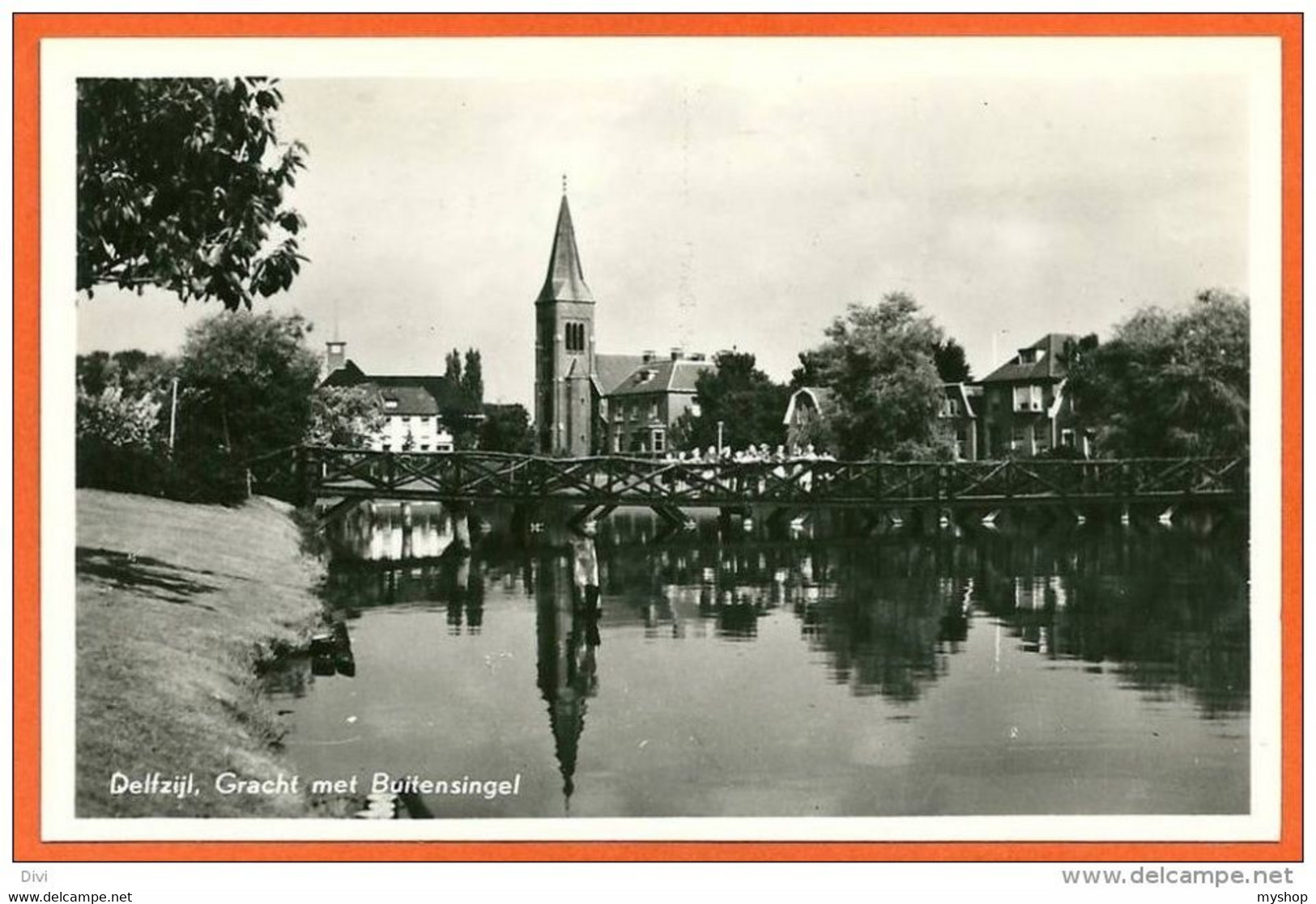 NL005, * DELFZIJL GRACHT Met BUITENSINGEL * PEOPLE On The BRIDGE * REAL PHOTO POSTCARD * SEE SCANS ! - Delfzijl