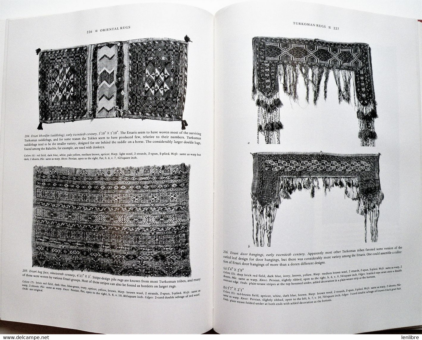 ORIENTAL RUGS. A New Comprehensive Guide. Murray L.Eiland. Brown and Co.1981.