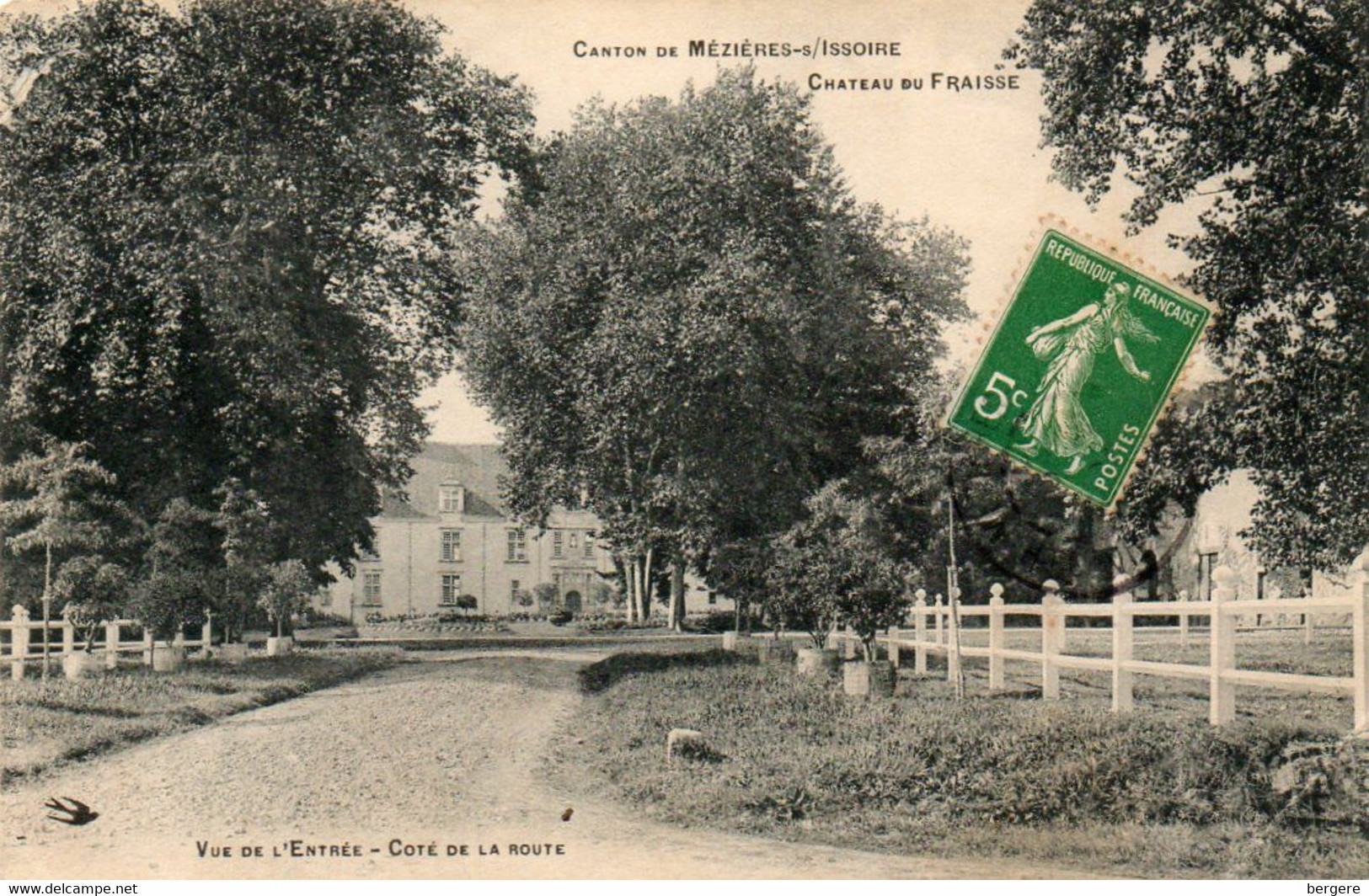 87. CPA. MEZIERES SUR ISSOIRE - Chateau Du Fraisse -  Vue De L'entrée - Coté De La Route - 1912. Scan Du Verso - - Meziere Sur Issoire