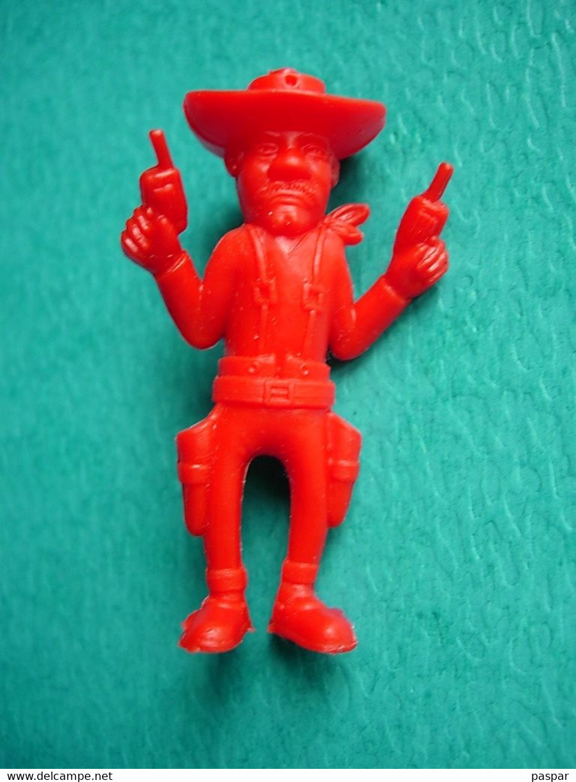 Figurine Lucky Luke Dalton "la Roche Aux Fées" - Figurines En Plastique