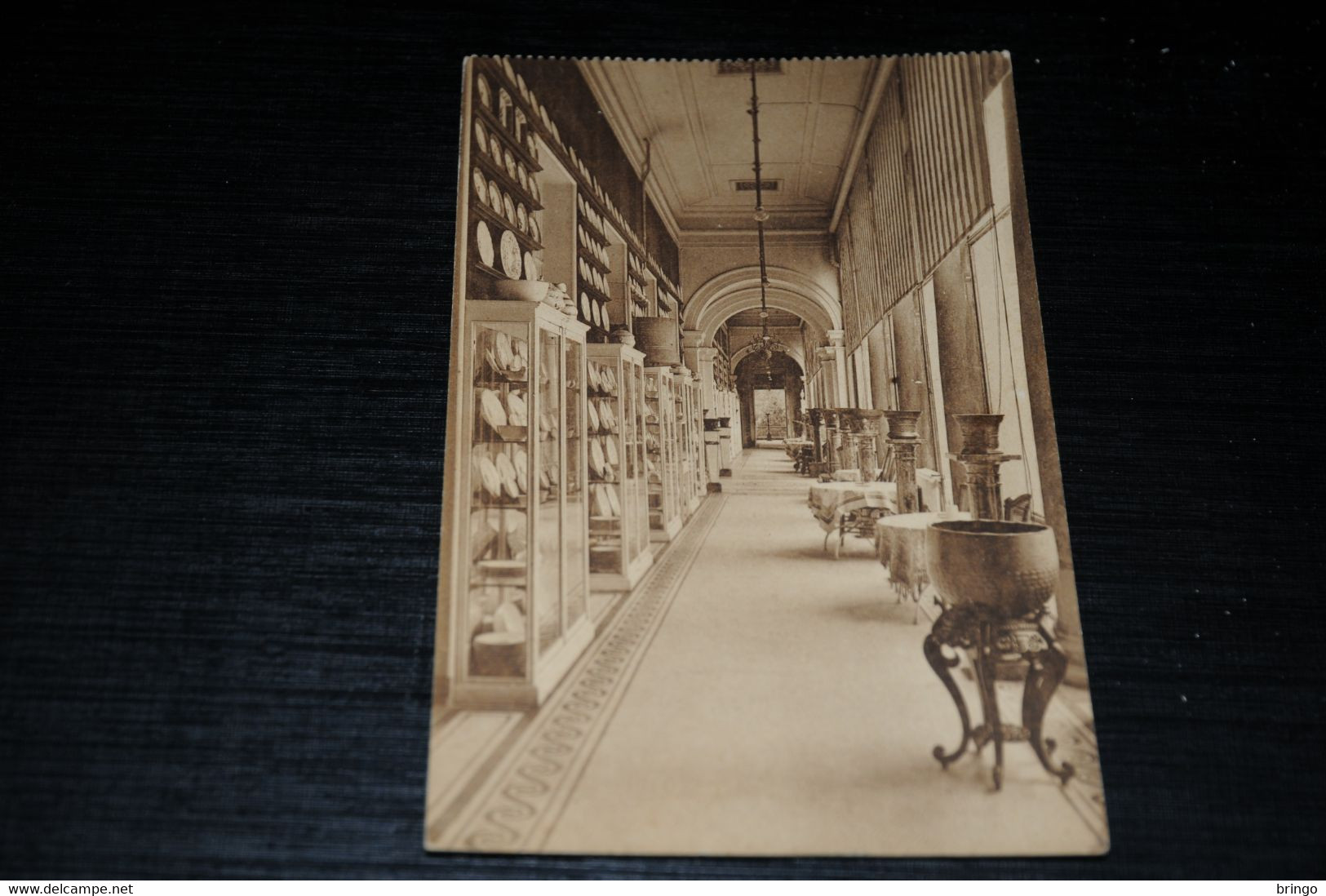 20088-            ROYAUME DE BELGIQUE, CHATEAU DE MARIEMONT, LA GALERIE, PORCELAINES DE TOURNAI - Lennik