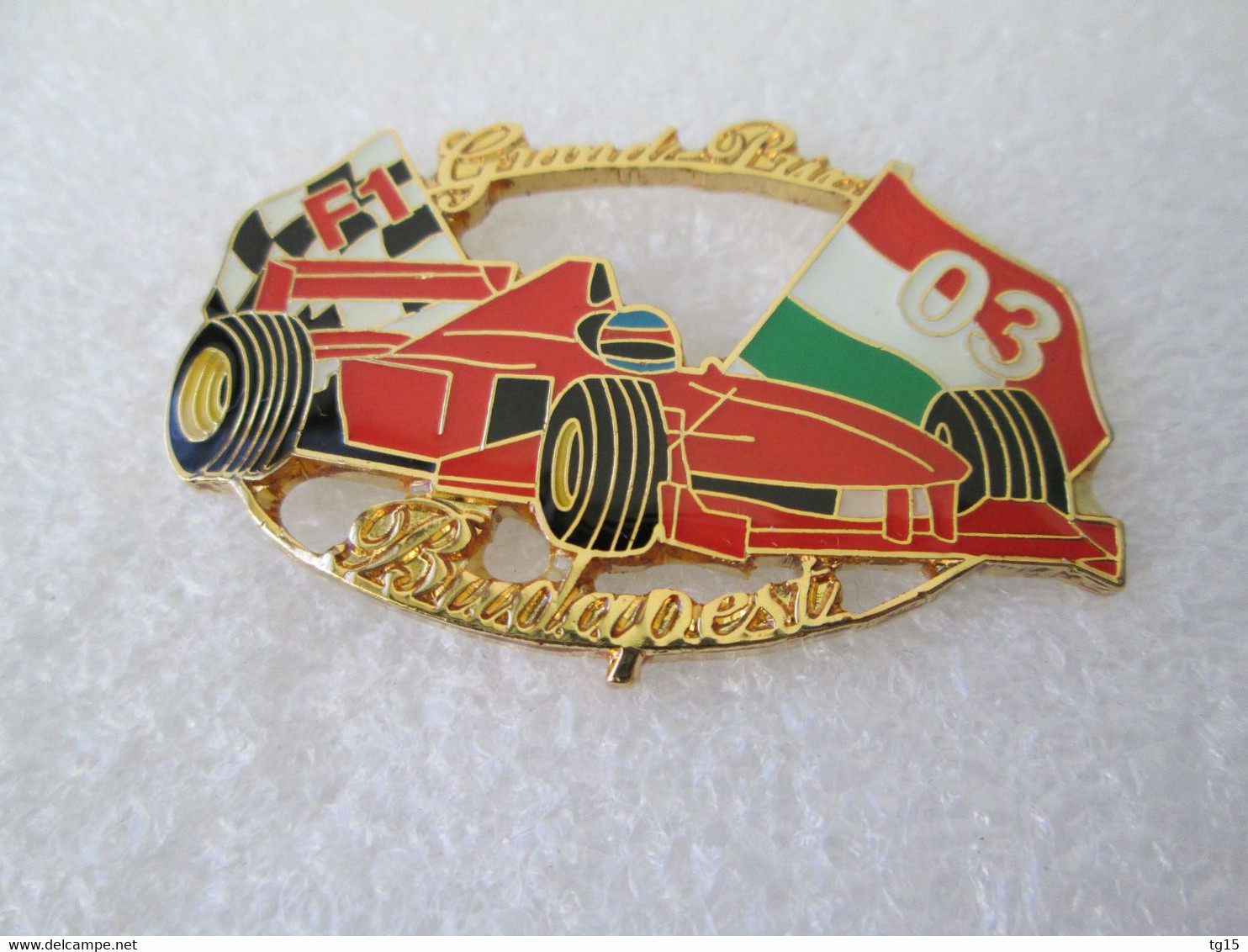 PIN'S FORMULE 1 FERRARI  BUDAPEST 2003 M SCHUMACHER 46X31mm - Ferrari