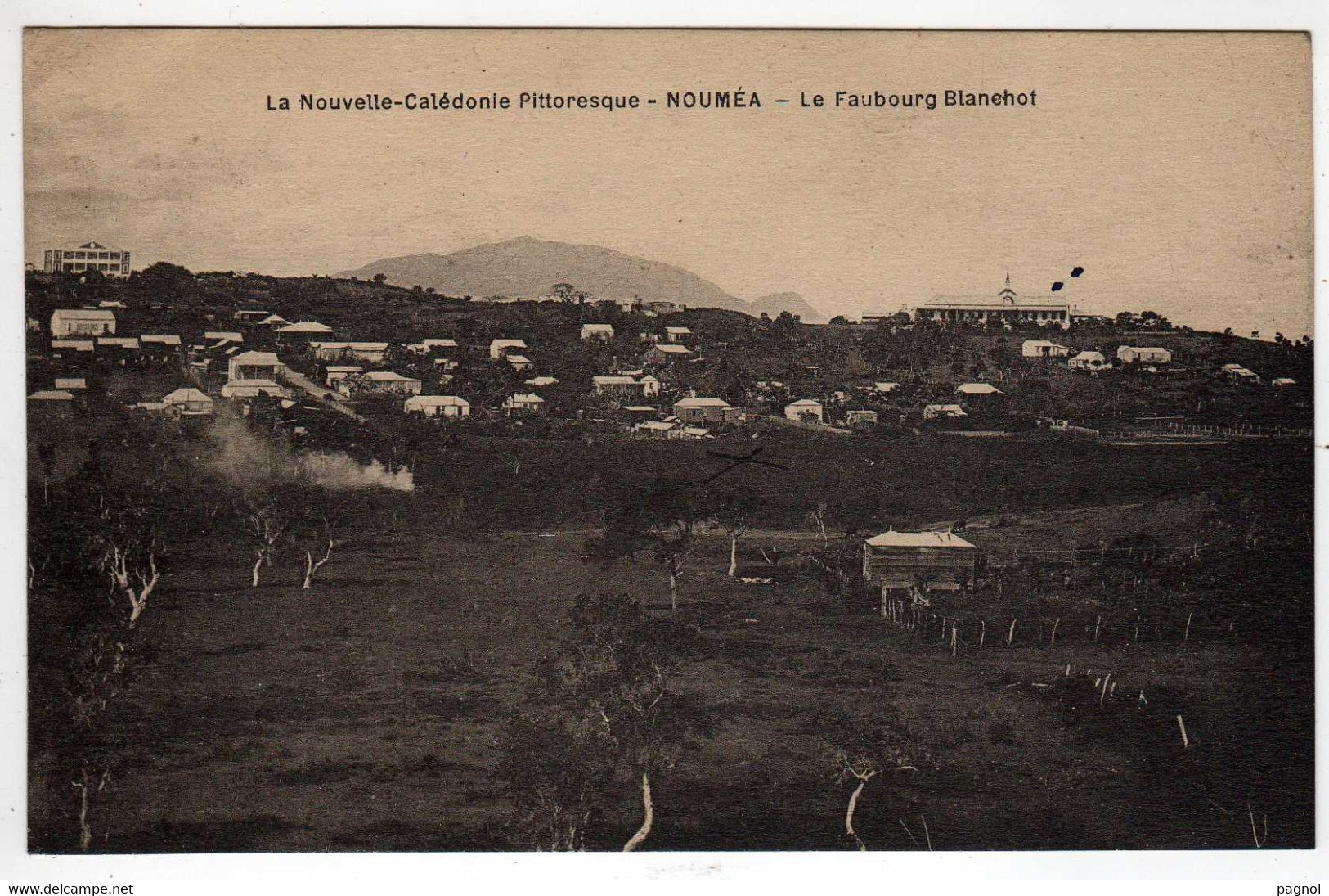 Nouvelle-Calédonie : Nouméa : Le Faubourg Blanehot - New Caledonia