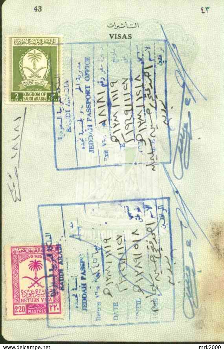 Saudi Arabia Collection Of Revenue Stamp On Passport Page's - Arabie Saoudite