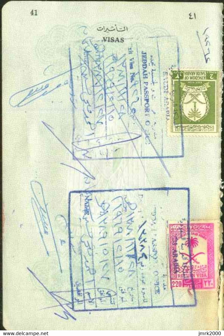 Saudi Arabia Collection Of Revenue Stamp On Passport Page's - Arabie Saoudite