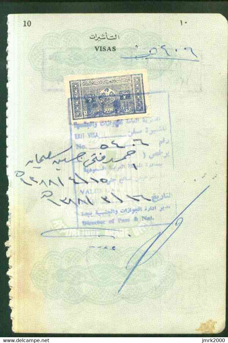 Saudi Arabia Collection Of Revenue Stamp On Passport Page's - Arabie Saoudite