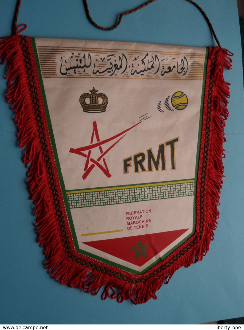 FRMT Federation ROYALE MAROCAINE De TENNIS ( See / Voir SCAN ) Wimpel - Pennant - Fanion ( +/- 29 X 25 Cm.) ! - Habillement, Souvenirs & Autres