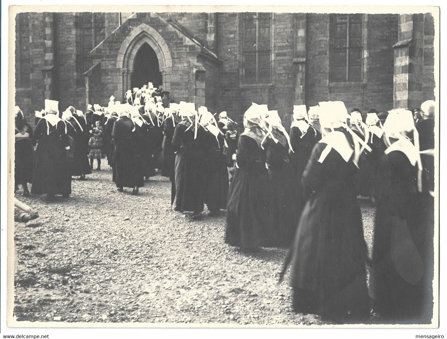 (C11) - PHOTO - PROCESSION DU  15 AOUT A PLOUGASTEL - CIRCA 1940 - Lugares