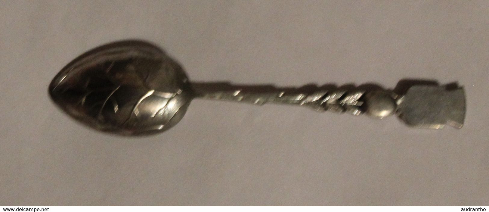 Petite Cuillère En Métal Argenté Augis Gex La Faucille Blason - Spoons