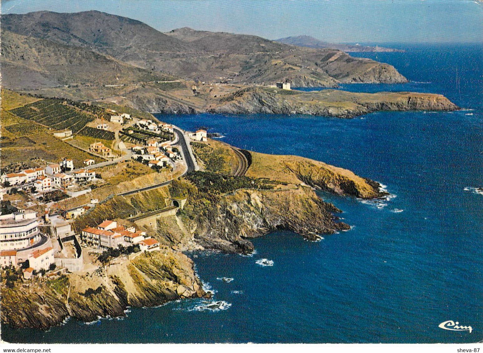 66 - Cerbère - Vue Générale Aérienne Et Le Cap Pierrefitte - Cerbere