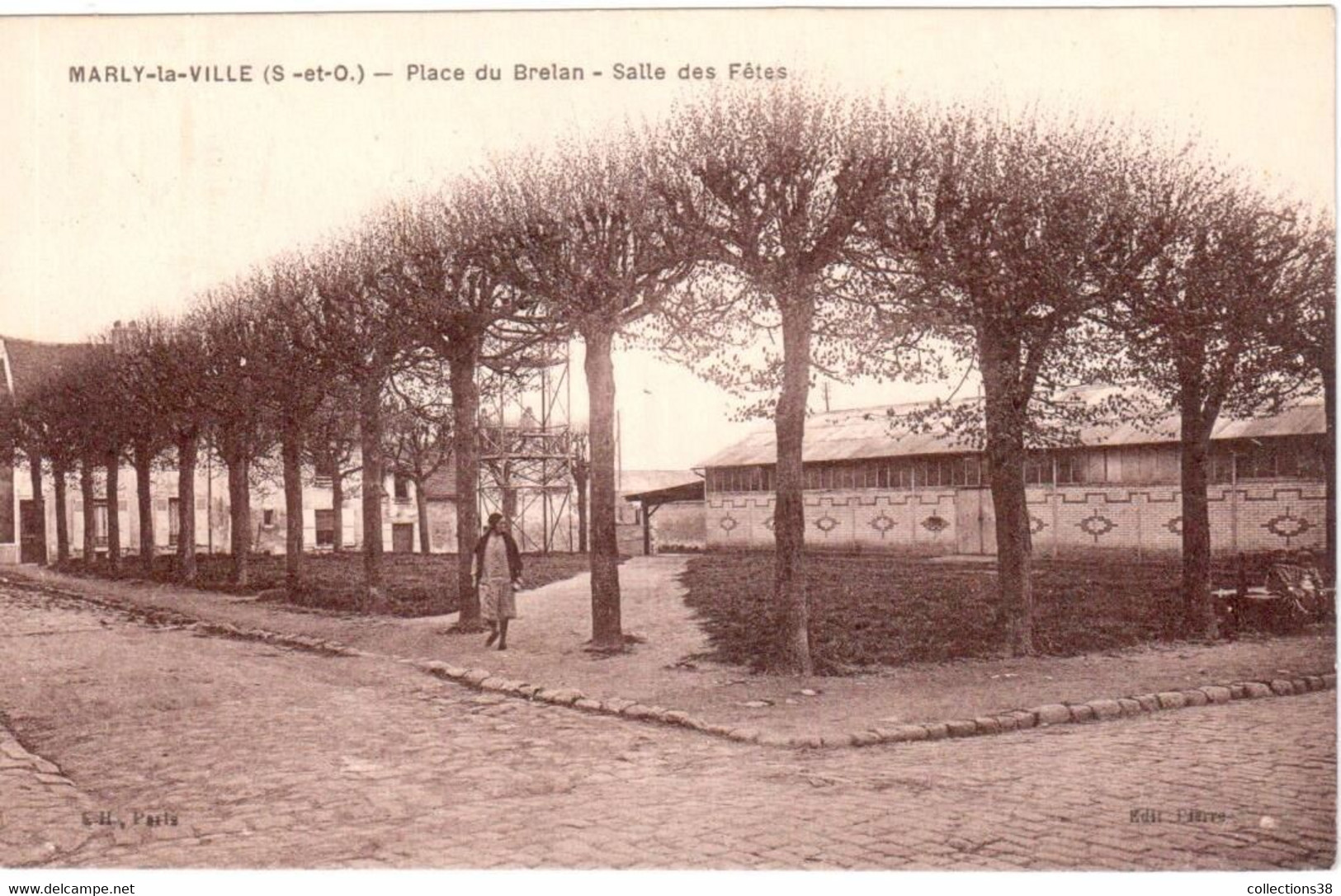 Marly-la-Ville - Place Du Brelan - Salle Des Fêtes - Marly La Ville